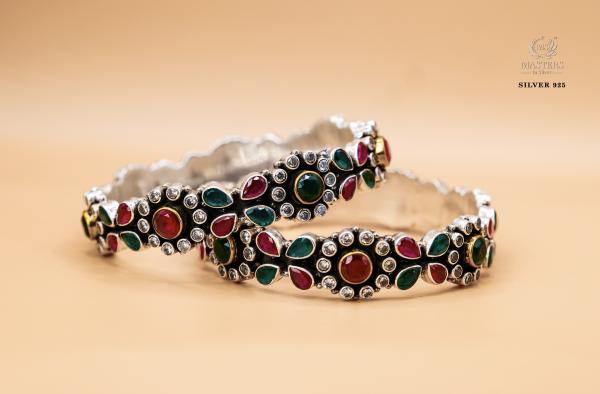 Women's accessories